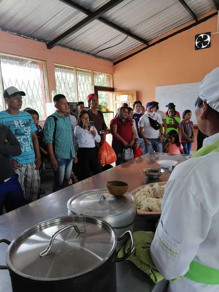 Tag der offenen Tür am Rio Napo