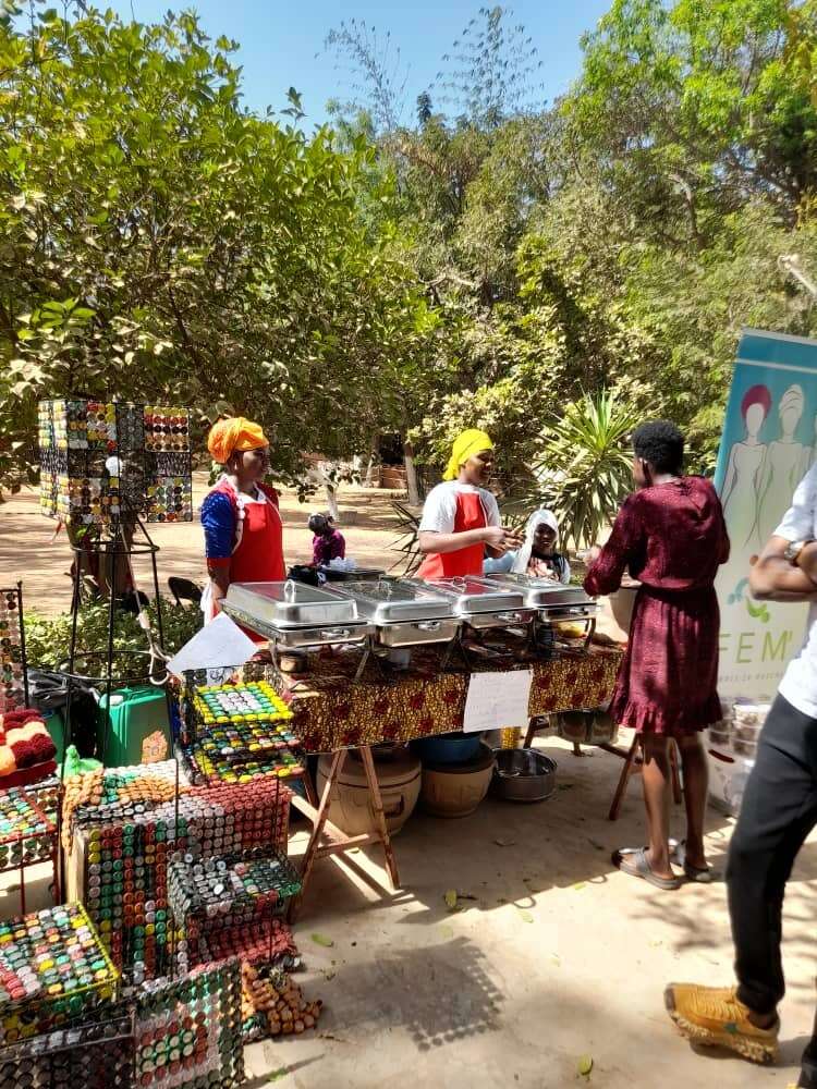 ​Auch im Foyer FAMA in Burkina Faso kommt weihnachtliche Stimmung