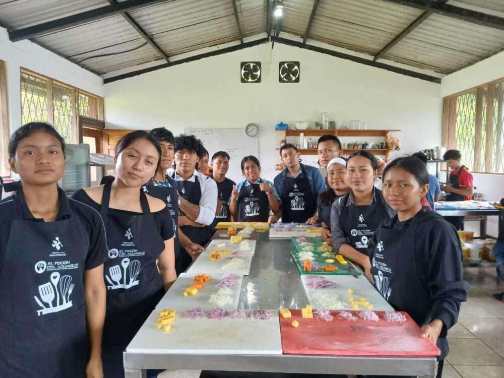 Studienanfang für 25 junge Menschen aus indigenen Gemeinden Ecuadors