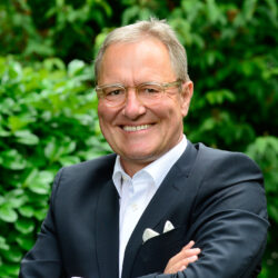 Frank Baumann